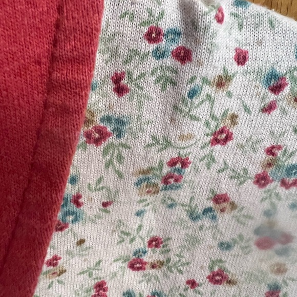 Women’s size large New Addition Maternity top - Picture 2 of 3